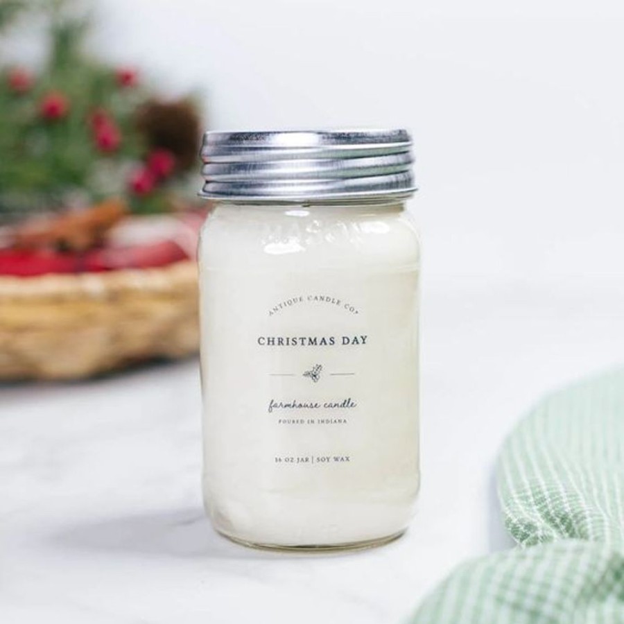 Cottage Kitchen ANTIQUE CANDLE CO Scents | Antique Candle Co- 16 Oz Christmas Day