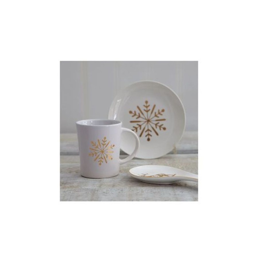 Cottage Kitchen HARMAN Decor | Harman- Snowflake Plate Set