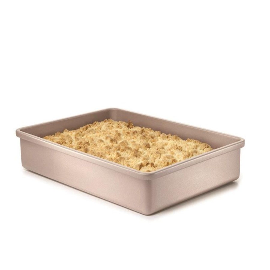 Cottage Kitchen GOOD GRIPS Kitchenware | Oxo- Pro Non-Stick Pro Rectangular Cake Pan