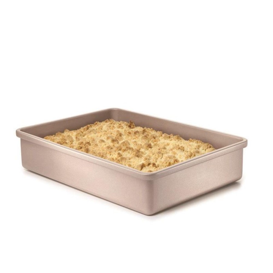 Cottage Kitchen GOOD GRIPS Gadgets | Oxo- Pro Non-Stick Pro Rectangular Cake Pan