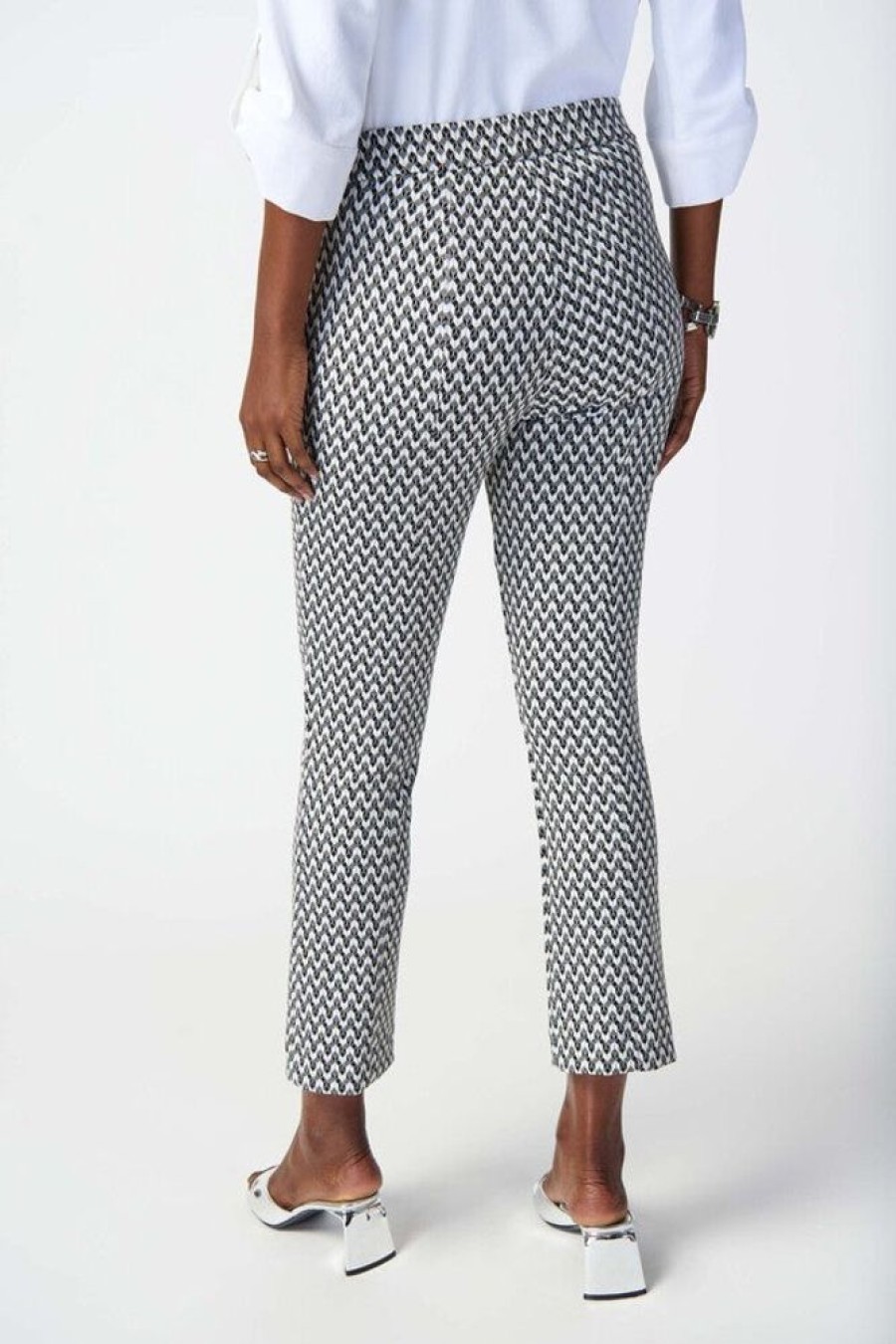 Women JOSEPH RIBKOFF Bottoms | Joseph Ribkoff- Geo Print Capris Black White