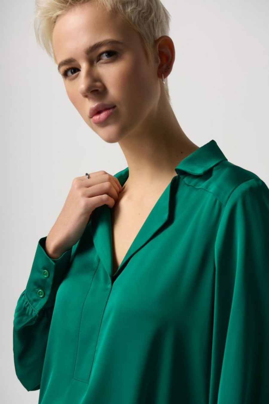 Women JOSEPH RIBKOFF Tops | Joseph Ribkoff- Notched Collar Blouse Emerald Green